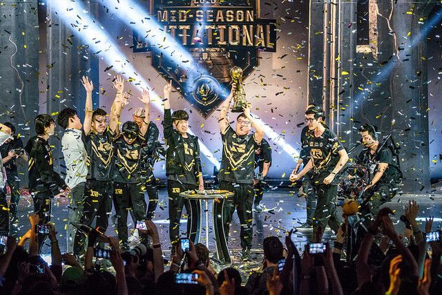 九游-重返赛场引爆全场！，Uzi意外战胜皇家马德里上演精彩一战-九游